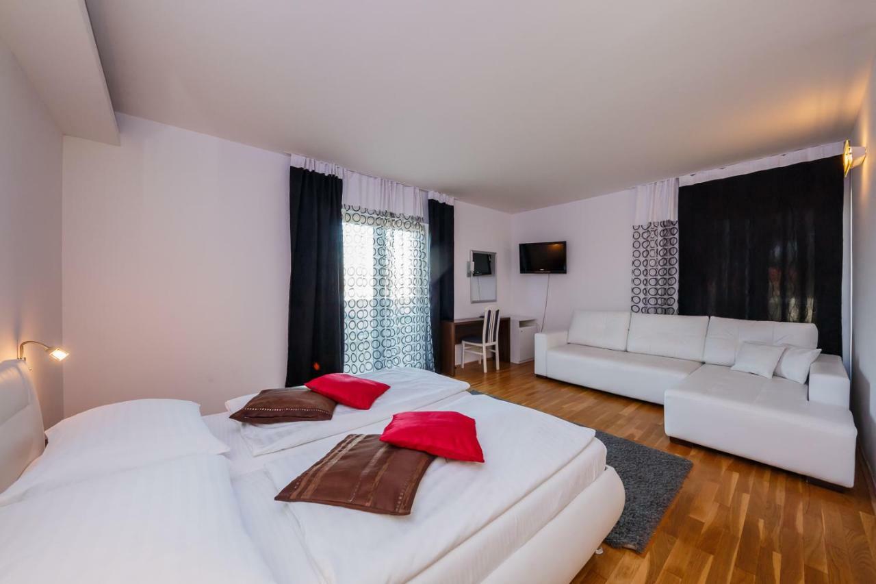 Villa Sveti Kriz Trogir Exterior foto